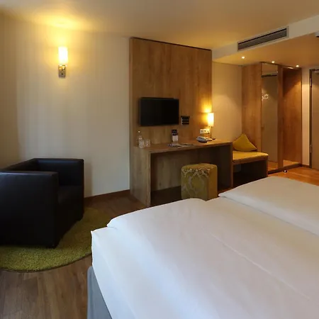 Goldenes Rad 4*