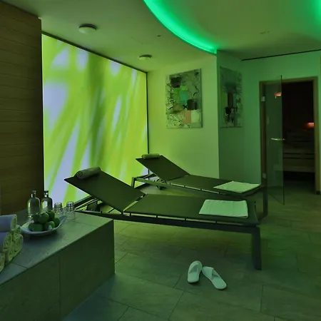 Goldenes Rad 4*