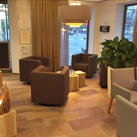 Goldenes Rad 4* أولم